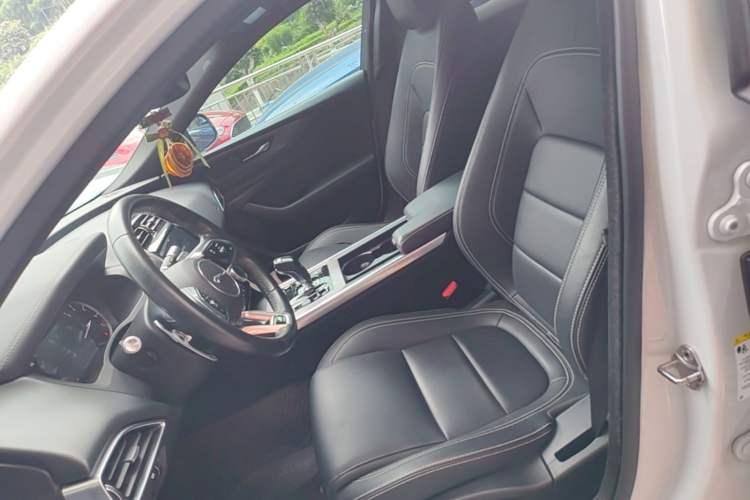 Used Jaguar XEL 2020 2.0T 200PS R-DYNAMIC Youth Sports Edition Left Front Seat