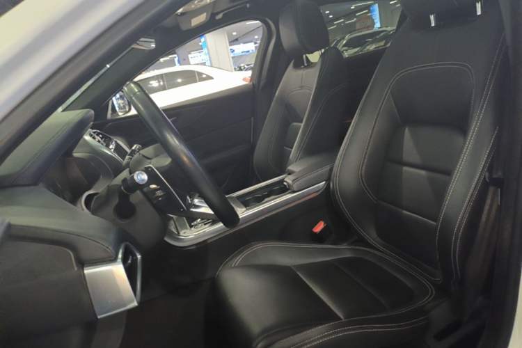 Used Jaguar XEL 2020 2.0T 200 PS R-DYNAMIC S Advanced Sport Edition Left Front Seat
