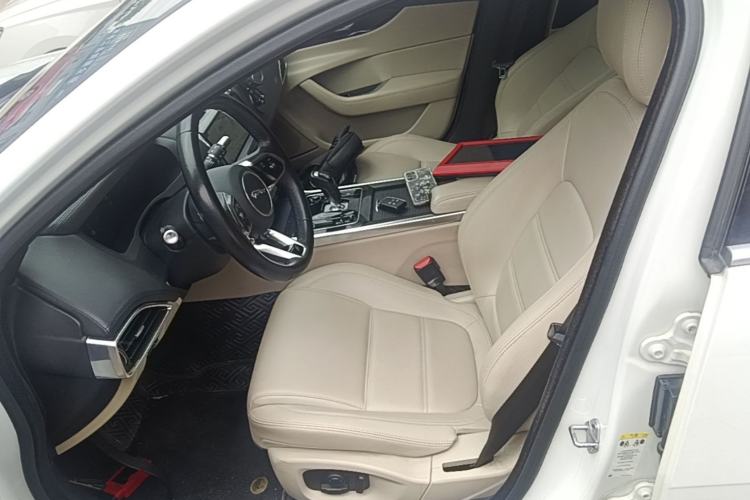 Used Jaguar XEL 2020 2.0T 250 PS SE Tech-Elegant Edition Left Front Seat