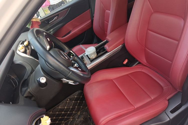 Used Jaguar XEL 2020 2.0T 200 PS R-DYNAMIC S Advanced Sport Edition Left Front Seat