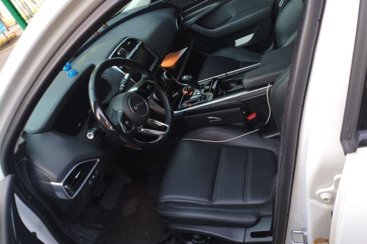 Used Jaguar XEL 2020 2.0T 250 PS SE Tech-Elegant Edition Left Front Seat