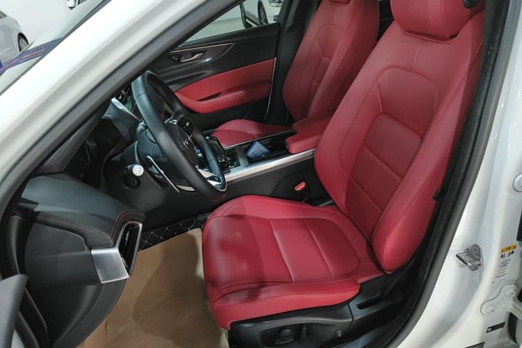 Used Jaguar XEL 2020 2.0T 200 PS R-DYNAMIC S Advanced Sport Edition Left Front Seat