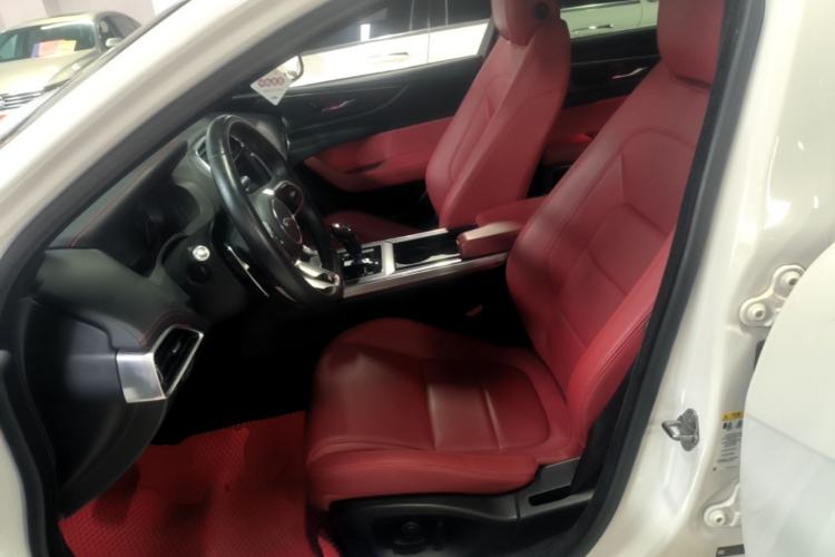 Used Jaguar XEL 2020 2.0T 200 PS R-DYNAMIC S Advanced Sport Edition Left Front Seat
