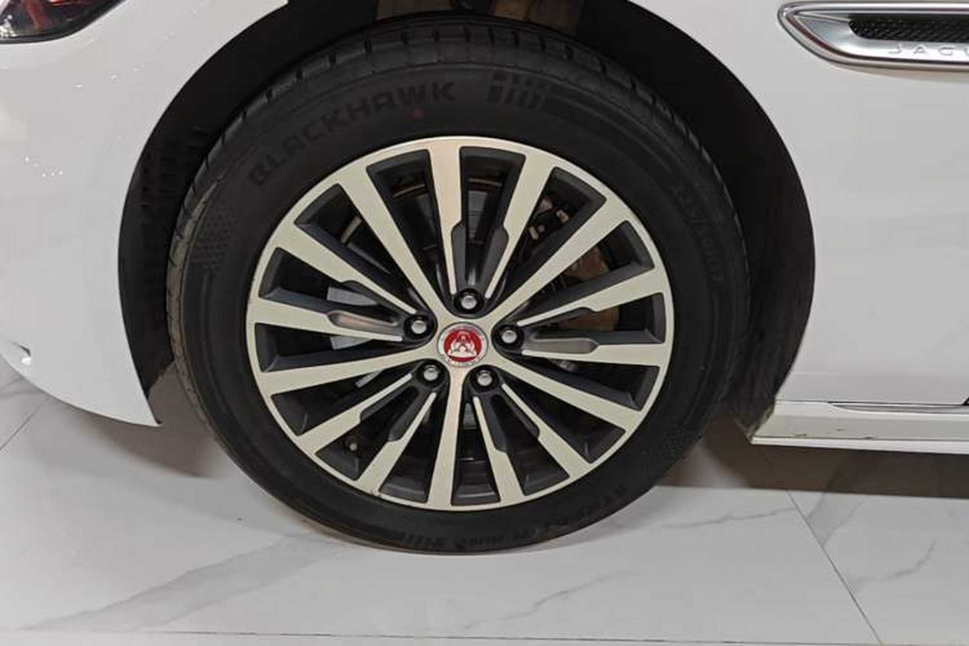 Used Jaguar XEL 2020 2.0T 200PS R-DYNAMIC Youth Sports Edition Left Front Wheel Hub