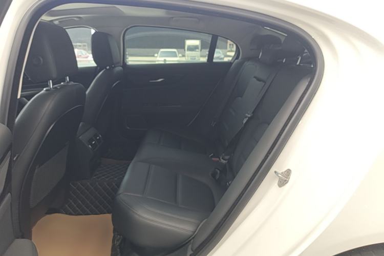 Used Jaguar XEL 2020 2.0T 250 PS SE Tech-Elegant Edition Left Rear Seat