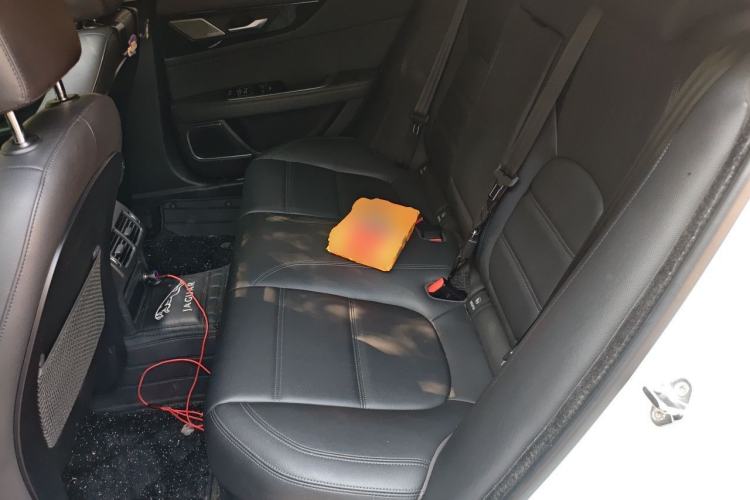 Used Jaguar XEL 2020 2.0T 200 PS S Advanced Elegance Edition Left Rear Seat