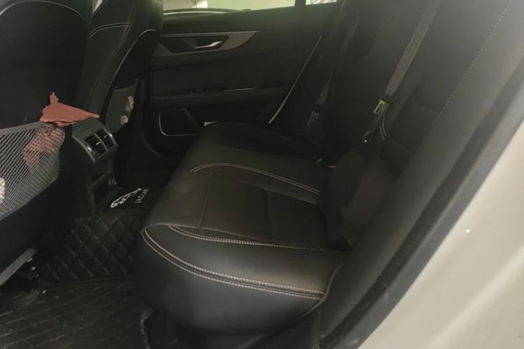 Used Jaguar XEL 2020 2.0T 200 PS R-DYNAMIC S Advanced Sport Edition Left Rear Seat