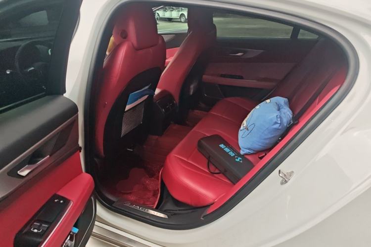 Used Jaguar XEL 2020 2.0T 200 PS R-DYNAMIC S Advanced Sport Edition Left Rear Seat