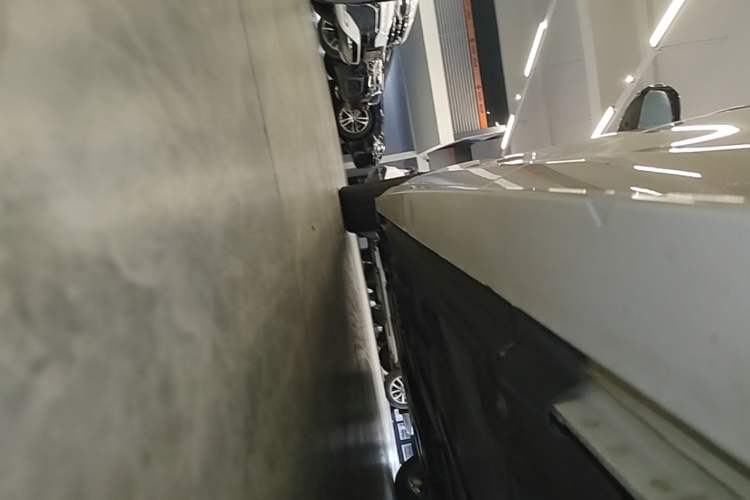 Used Jaguar XEL 2020 2.0T 200 PS R-DYNAMIC S Advanced Sport Edition Left Side Sill