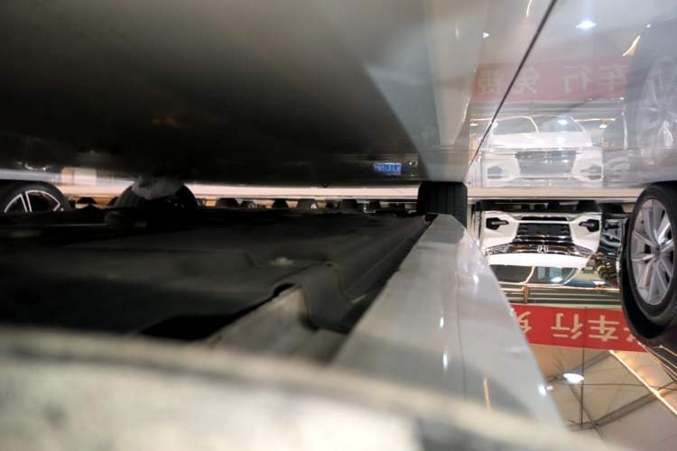 Used Jaguar XEL 2020 2.0T 200PS R-DYNAMIC Youth Sports Edition Left Side Sill