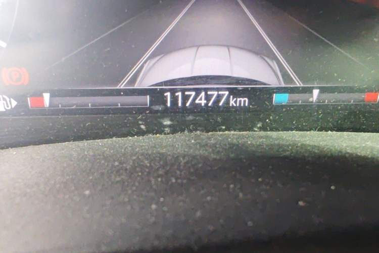 Used Jaguar XEL 2020 2.0T 200 PS R-DYNAMIC S Advanced Sport Edition Odometer Close Up