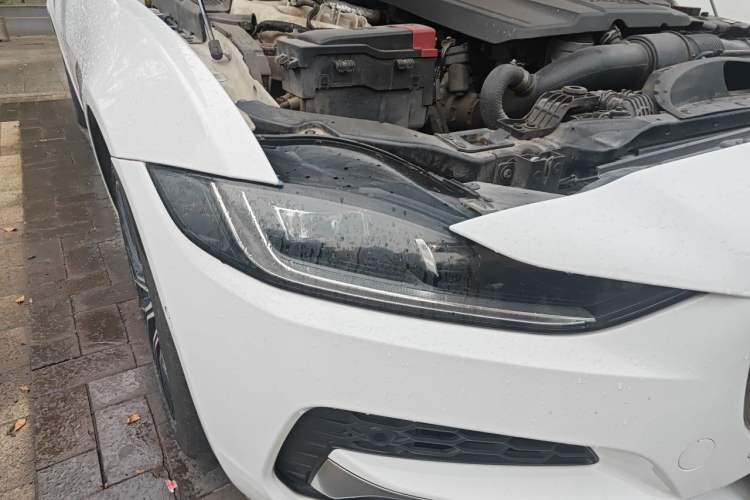 Used Jaguar XEL 2020 2.0T 200 PS S Advanced Elegance Edition Right Front Headlight