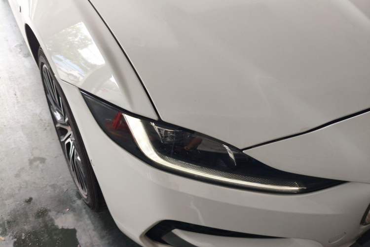 Used Jaguar XEL 2020 2.0T 200 PS S Advanced Elegance Edition Right Front Headlight