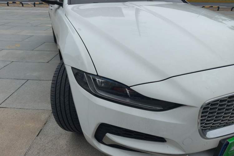 Used Jaguar XEL 2020 2.0T 250 PS SE Tech-Elegant Edition Right Front Headlight