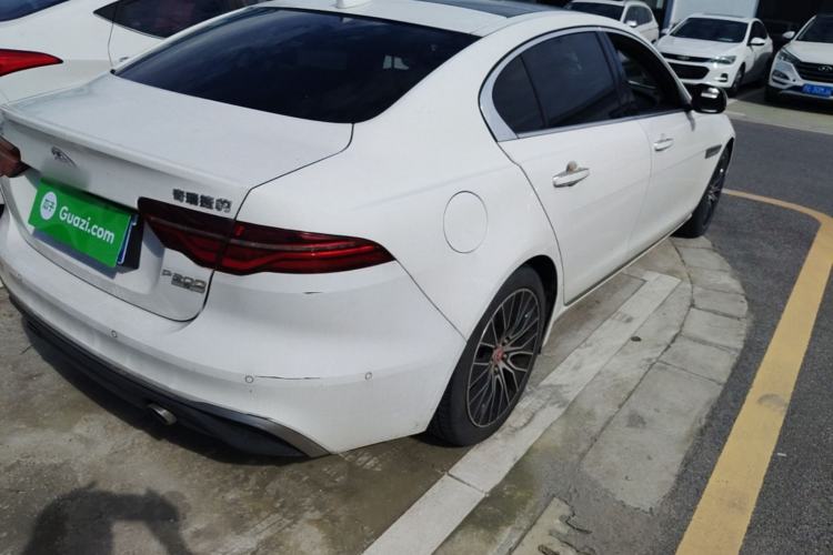 Used Jaguar XEL 2020 2.0T 200 PS S Advanced Elegance Edition Right Rear Taillight