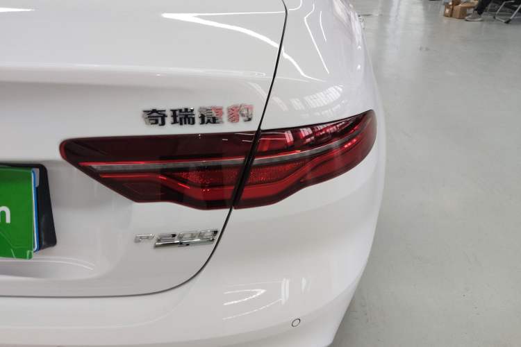Used Jaguar XEL 2020 2.0T 200 PS R-DYNAMIC S Advanced Sport Edition Right Rear Taillight