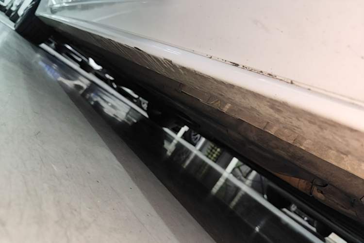 Used Jaguar XEL 2020 2.0T 200 PS R-DYNAMIC S Advanced Sport Edition Right Side Sill