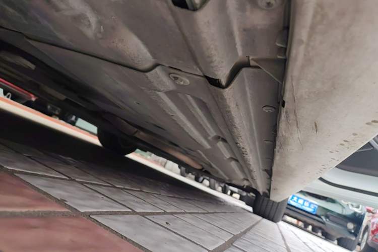 Used Jaguar XEL 2020 2.0T 200PS R-DYNAMIC Youth Sports Edition Right Side Sill