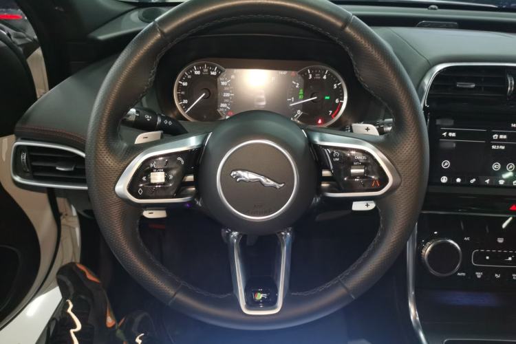 Used Jaguar XEL 2020 2.0T 200 PS R-DYNAMIC S Advanced Sport Edition Steering Wheel