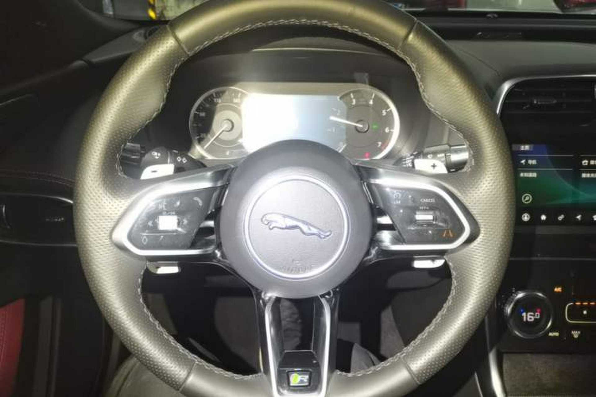Used Jaguar XEL 2020 2.0T 200 PS R-DYNAMIC S Advanced Sport Edition Steering Wheel