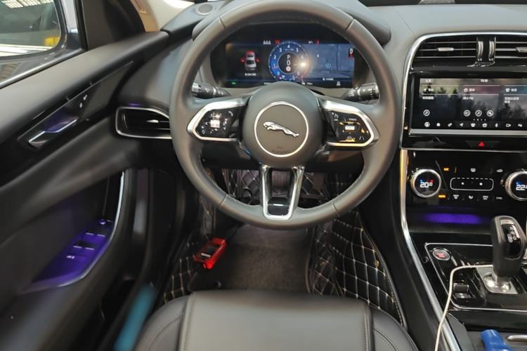 Used Jaguar XEL 2020 2.0T 250 PS SE Tech-Elegant Edition Steering Wheel