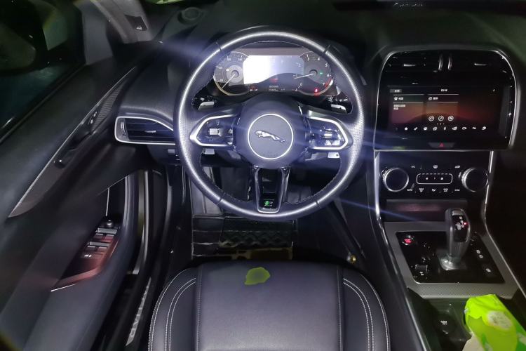 Used Jaguar XEL 2020 2.0T 200PS R-DYNAMIC Youth Sports Edition Steering Wheel