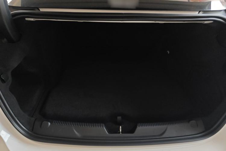 Used Jaguar XEL 2020 2.0T 200 PS R-DYNAMIC S Advanced Sport Edition Trunk