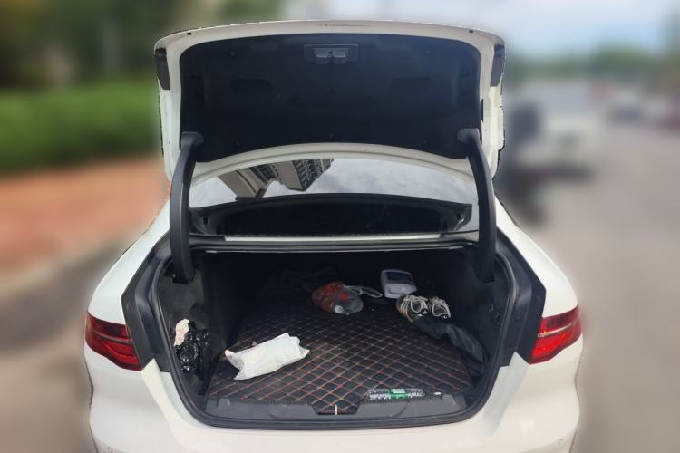 Used Jaguar XEL 2020 2.0T 200 PS R-DYNAMIC S Advanced Sport Edition Trunk