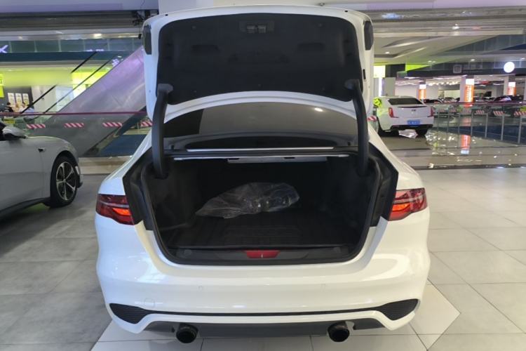 Used Jaguar XEL 2020 2.0T 200 PS R-DYNAMIC S Advanced Sport Edition Trunk