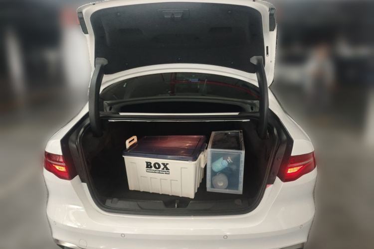 Used Jaguar XEL 2020 2.0T 200 PS S Advanced Elegance Edition Trunk