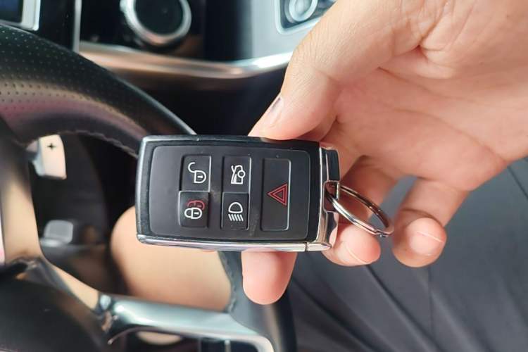 Used Jaguar XEL 2020 2.0T 200PS R-DYNAMIC Youth Sports Edition Vehicle Key
