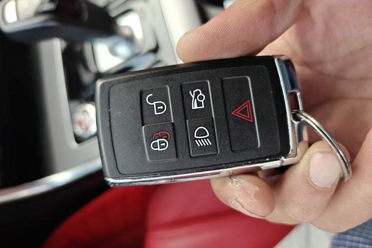 Used Jaguar XEL 2020 2.0T 200 PS R-DYNAMIC S Advanced Sport Edition Vehicle Key
