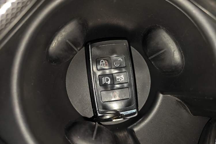 Used Jaguar XEL 2020 2.0T 200PS R-DYNAMIC Youth Sports Edition Vehicle Key