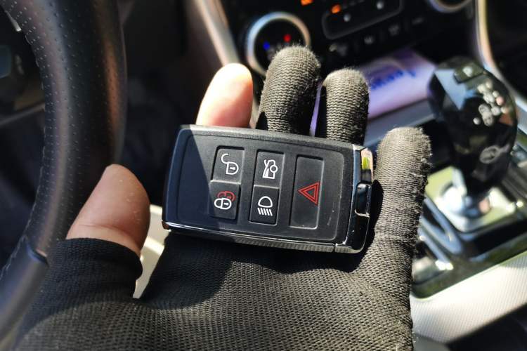 Used Jaguar XEL 2020 2.0T 200PS R-DYNAMIC Youth Sports Edition Vehicle Key