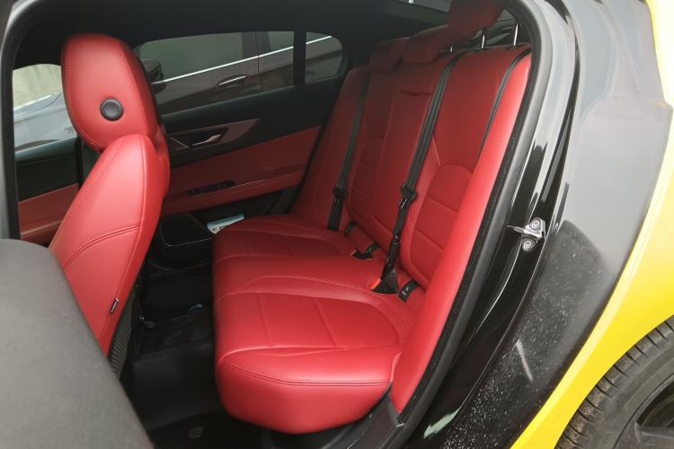 Used Jaguar XEL 2020 2.0T 200 PS R-DYNAMIC S Advanced Sport Edition Interior 4