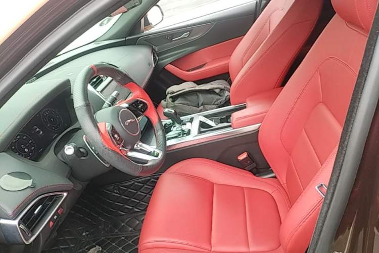 Used Jaguar XEL 2020 2.0T 200 PS R-DYNAMIC S Advanced Sport Edition Left Front Seat