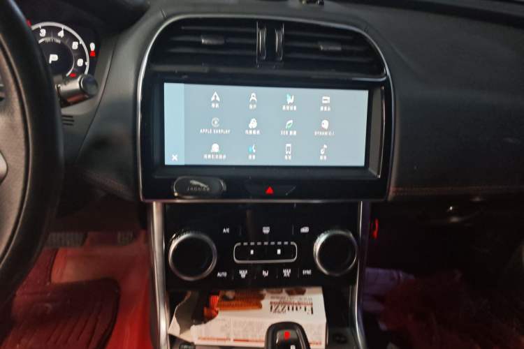 Used Jaguar XEL 2021 2.0T 250 PS R-DYNAMIC S Advanced Sport Edition Audio And AC Panel