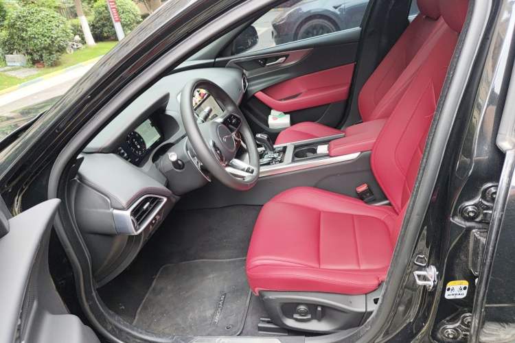 Used Jaguar XEL 2021 2.0T 250 PS R-DYNAMIC S Advanced Sport Edition Driver Seat