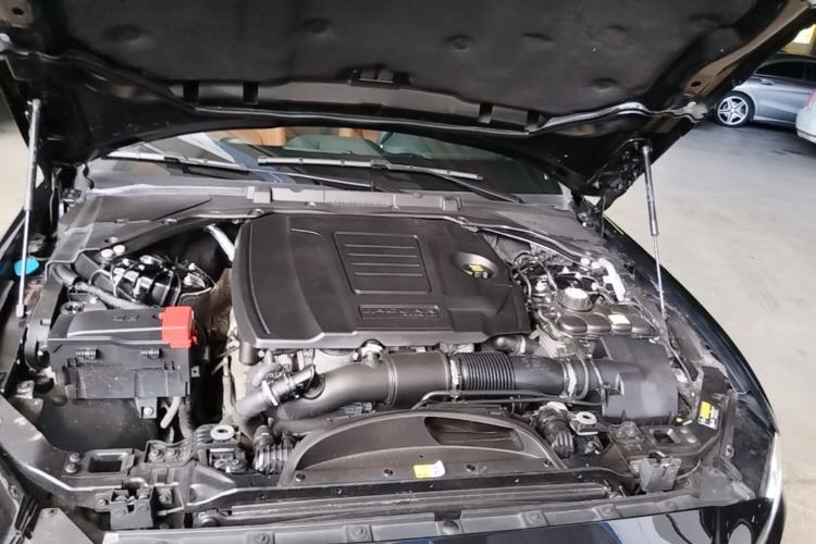 Used Jaguar XEL 2021 2.0T 250 PS R-DYNAMIC S Advanced Sport Edition Engine Bay