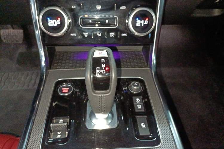 Used Jaguar XEL 2021 2.0T 250 PS R-DYNAMIC S Advanced Sport Edition Gear Lever