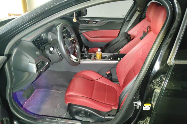 Used Jaguar XEL 2021 2.0T 250 PS R-DYNAMIC S Advanced Sport Edition Left Front Seat
