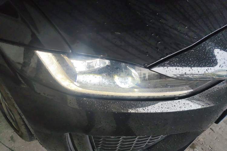 Used Jaguar XEL 2021 2.0T 250 PS R-DYNAMIC S Advanced Sport Edition Right Front Headlight