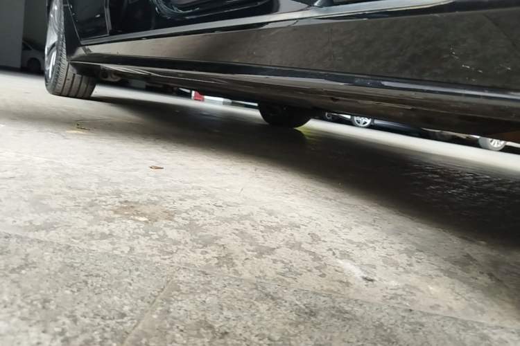 Used Jaguar XEL 2021 2.0T 250 PS R-DYNAMIC S Advanced Sport Edition Right Side Sill