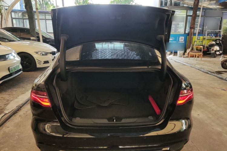 Used Jaguar XEL 2021 2.0T 200PS R-DYNAMIC Youth Sports Edition Trunk