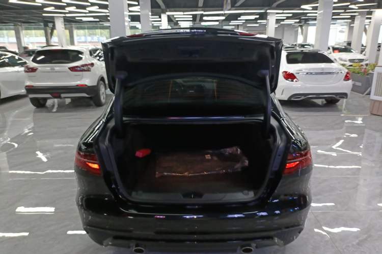 Used Jaguar XEL 2021 2.0T 250 PS R-DYNAMIC S Advanced Sport Edition Trunk