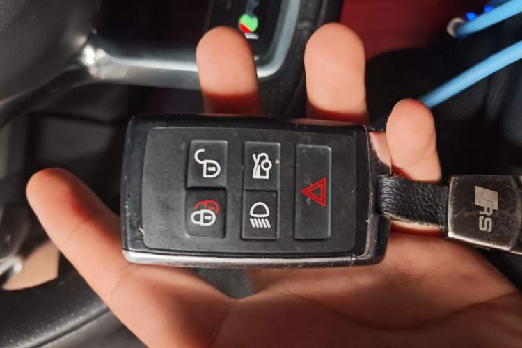 Used Jaguar XEL 2021 2.0T 250 PS R-DYNAMIC S Advanced Sport Edition Vehicle Key