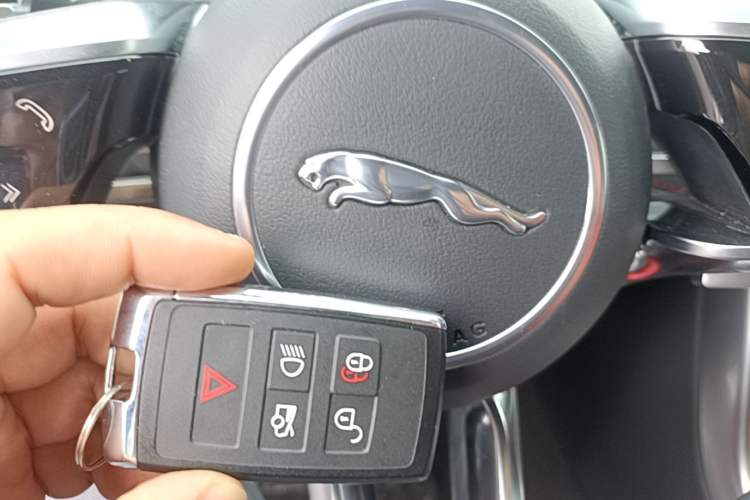 Used Jaguar XEL 2021 2.0T 250 PS R-DYNAMIC S Advanced Sport Edition Vehicle Key
