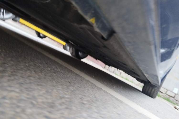 Used Jaguar XEL 2021 2.0T 250 PS R-DYNAMIC S Advanced Sport Edition Chassis Front Left