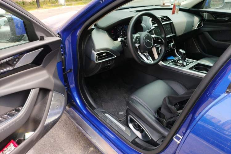 Used Jaguar XEL 2021 2.0T 250 PS S Progressive Elegance Edition Driver Seat
