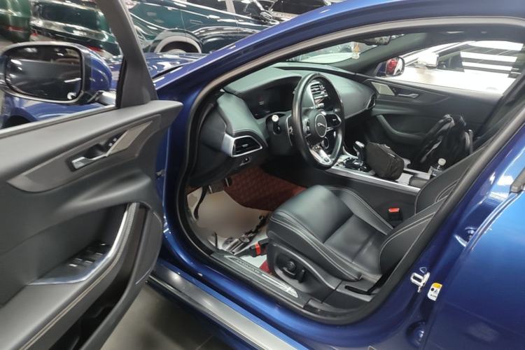 Used Jaguar XEL 2021 2.0T 250 PS R-DYNAMIC SE Tech Sport Edition Driver Seat